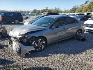 2025 Hyundai Elantra SEL Sport with VIN KMHLM4DG2SU874776, listed as a Copart auction lot 47321865 with 5,863 mi miles and Salvage Title. Bid and sale history available at carsss.com. Image 1.