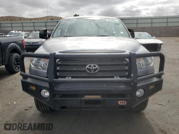 2007 Toyota Tundra Limited z VIN 5TBDV58137S470942, wystawiony jako Copart lot #55490015 z przebiegiem 177 400 mil mil oraz Szkoda całkowita • Salvage title. Historia ofert i sprzedaży dostępna na DreamBid. Obrazek 5.