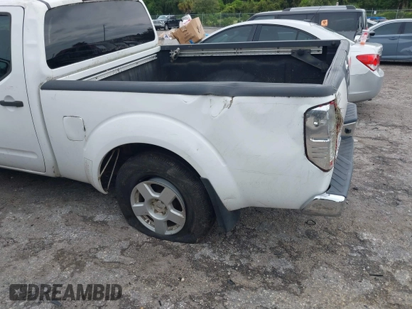 2007 Nissan Frontier SE with VIN 1N6AD09W37C431728, listed as a IAAI auction lot 40173268 with 204,861 mi miles. Bid and sale history available at carsss.com. Image 6.