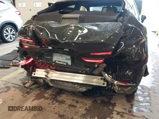 2025 Toyota Camry LE z VIN 4T1DBADK4SU520156, wystawiony jako IAAI lot #41865277 z przebiegiem 220 mil mil oraz . Historia ofert i sprzedaży dostępna na DreamBid. Obrazek 6.