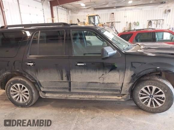 2017 Ford Expedition XLT z VIN 1FMJU1JT4HEA46965, wystawiony jako IAAI lot #41961210 z przebiegiem 157 377 mil mil oraz . Historia ofert i sprzedaży dostępna na DreamBid. Obrazek 13.