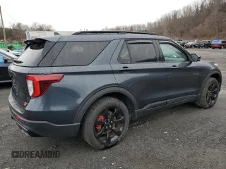 2024 Ford Explorer ST with VIN 1FM5K8GC1RGA38643, listed as a Copart auction lot 50371965 with 9,094 mi miles and Salvage Title. Bid and sale history available at carsss.com. Image 3.