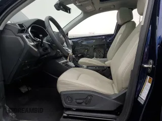 2024 Audi Q3 S line Premium Plus z VIN WA1EECF38R1019391, wystawiony jako Copart lot #47124395 z przebiegiem 9 509 mil mil oraz Szkoda całkowita • Salvage title. Historia ofert i sprzedaży dostępna na DreamBid. Obrazek 7.