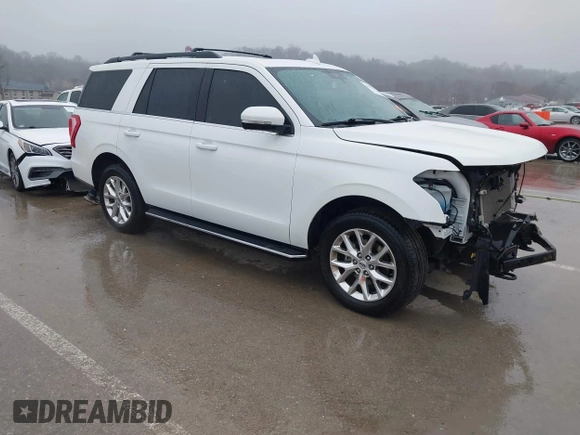 2020 Ford Expedition XLT with VIN 1FMJU1JTXLEA83642, listed as a IAAI auction lot 41490846 with 67,448 mi miles and . Bid and sale history available at DreamBid. Image 1.