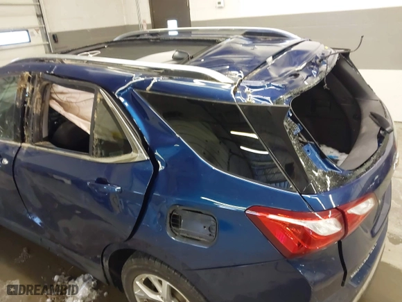 2020 Chevrolet Equinox LT with VIN 3GNAXVEXXLL161540, listed as a IAAI auction lot 41611309 with 67,784 mi miles. Bid and sale history available at carsss.com. Image 6.