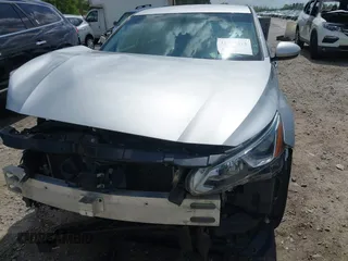 2019 Nissan Altima S with VIN 1N4BL4BV6KC211808, listed as a IAAI auction lot 41981312 with 96,362 mi miles and . Bid and sale history available at carsss.com. Image 18.