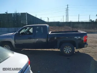 2007 Chevrolet Silverado 1500 LT w/1LT with VIN 1GCEK19C97Z648591, listed as a IAAI auction lot 41323725 with 120,777 mi miles. Bid and sale history available at carsss.com. Image 14.