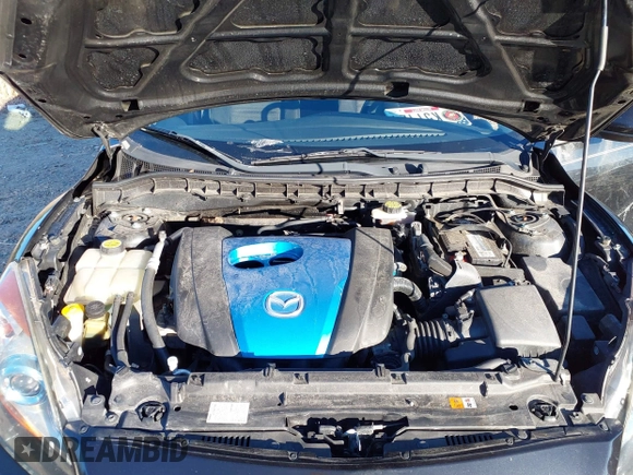 2012 Mazda 3 i Touring with VIN JM1BL1V74C1688756, listed as a IAAI auction lot 41421015 with 132,886 mi miles. Bid and sale history available at carsss.com. Image 10.