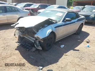 2014 Ford Mustang V6 с VIN 1ZVBP8EM9E5314011, выставлен на аукционе IAAI как лот 42332004 с пробегом 133 361 миль миль и . История ставок и продаж доступна на DreamBid. Изображение 2.