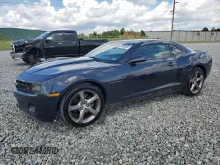 2013 Chevrolet Camaro LT with VIN 2G1FC1E30D9165965, listed as a Copart auction lot 67345005 with 234,985 mi miles and Clean title. Bid and sale history available at DreamBid. Image 1.