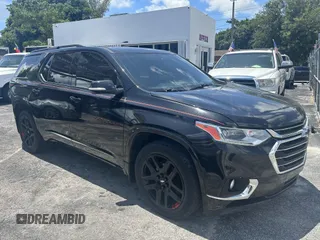 2020 Chevrolet Traverse Premier z VIN 1GNERKKW2LJ102589, wystawiony jako IAAI lot #42476683 z przebiegiem 53 465 mil mil oraz . Historia ofert i sprzedaży dostępna na DreamBid. Obrazek 1.