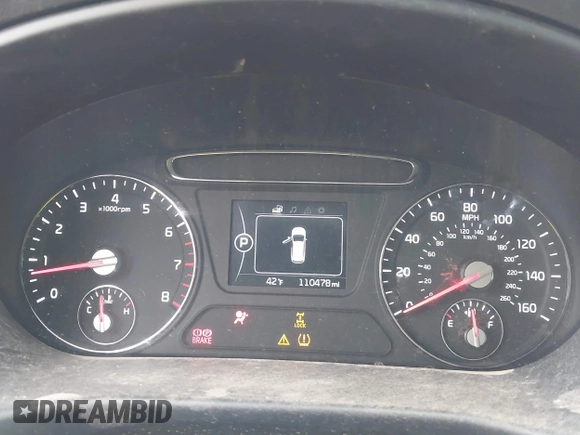 2018 Kia Sorento LX V6 with VIN 5XYPGDA54JG368009, listed as a IAAI auction lot 41986830 with 110,478 mi miles. Bid and sale history available at carsss.com. Image 7.