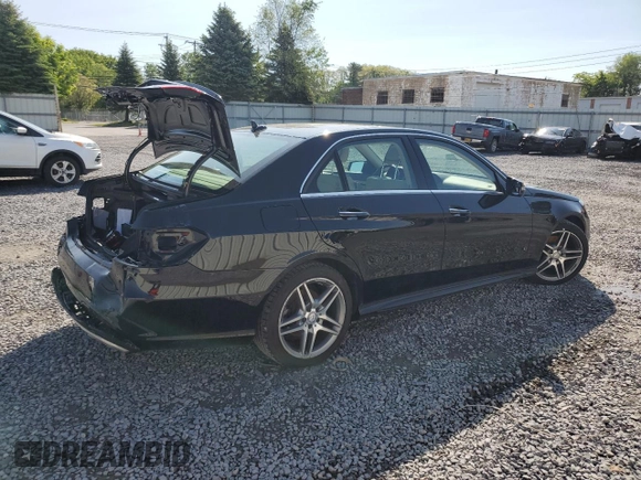 2014 Mercedes-Benz E 350 Luxury z VIN WDDHF8JB7EA980317, wystawiony jako Copart lot #58952755 z przebiegiem 106 341 mil mil oraz Szkoda całkowita • Salvage title. Historia ofert i sprzedaży dostępna na DreamBid. Obrazek 3.