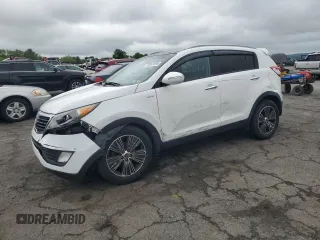 2015 Kia Sportage EX z VIN KNDPCCAC9F7692369, wystawiony jako Copart lot #58847895 z przebiegiem 250 000 mil mil oraz Szkoda całkowita • Salvage title. Historia ofert i sprzedaży dostępna na DreamBid. Obrazek 1.