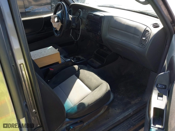 2011 Ford Ranger XLT with VIN 1FTLR4FE5BPA00633, listed as a IAAI auction lot 41756267 with 173,492 mi miles. Bid and sale history available at carsss.com. Image 5.
