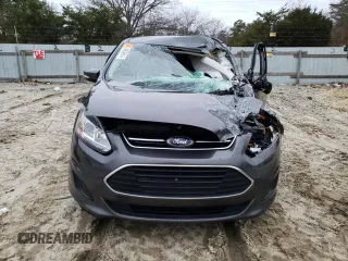 2017 Ford C-Max Energi SE with VIN 1FADP5EU5HL105056, listed as a Copart auction lot 40636914 with 0 mi miles and Salvage Title. Bid and sale history available at carsss.com. Image 5.