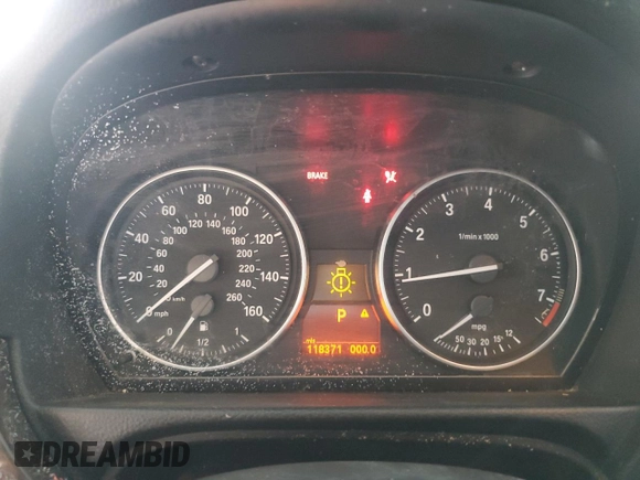 2011 BMW 3 Series 328i z VIN WBAPH7G52BNN07664, wystawiony jako Copart lot #53957575 z przebiegiem 118 371 mil mil oraz Szkoda całkowita • Salvage title. Historia ofert i sprzedaży dostępna na DreamBid. Obrazek 9.