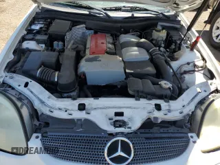 2001 Mercedes-Benz SLK-Class Kompressor with VIN WDBKK49F21F183545, listed as a Copart auction lot 67540684 with 197,405 mi miles and Salvage Title. Bid and sale history available at carsss.com. Image 11.