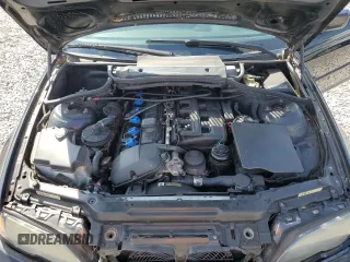 2005 BMW 3 Series 330i with VIN WBAEV53485KM40253, listed as a Copart auction lot 68676594 with 238,381 mi miles and Salvage Title. Bid and sale history available at carsss.com. Image 11.