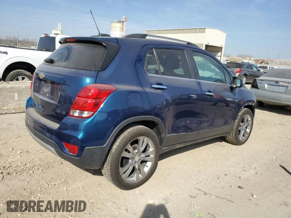 2020 Chevrolet Trax LT with VIN 3GNCJLSB6LL112391, listed as a Copart auction lot 48782835 with 0 mi miles and Salvage Title. Bid and sale history available at carsss.com. Image 3.