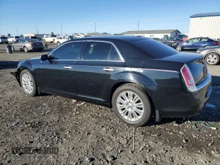 2013 Chrysler 300 Luxury Series with VIN 2C3CCASG8DH591205, listed as a Copart auction lot 42554345 with 101,789 mi miles and Salvage Title. Bid and sale history available at DreamBid. Image 2.