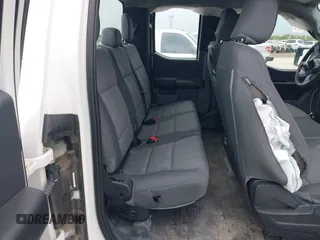 2022 Ford F-150 XL z VIN 1FTEX1CB1NKD70793, wystawiony jako IAAI lot #42189042 z przebiegiem 12 339 mil mil oraz . Historia ofert i sprzedaży dostępna na DreamBid. Obrazek 8.
