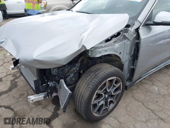 2023 BMW X1 xDrive28i with VIN WBX73EF02P5Y08733, listed as a IAAI auction lot 41901171 with 13,684 mi miles and . Bid and sale history available at DreamBid. Image 19.