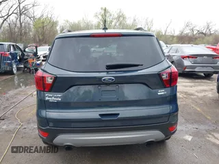 2019 Ford Escape SEL with VIN 1FMCU9HD3KUA54073, listed as a IAAI auction lot 41917955 with 101,283 mi miles. Bid and sale history available at carsss.com. Image 16.