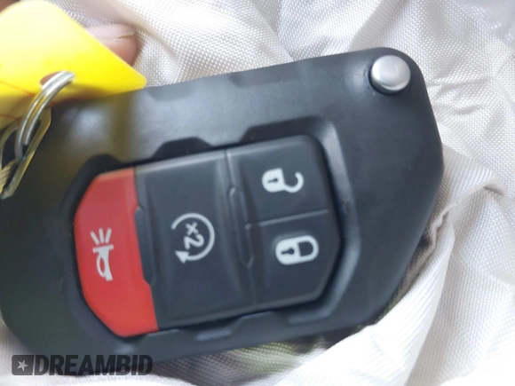 2024 Jeep Wrangler Willys с VIN 1C4RJXN68RW145341, выставлен на аукционе IAAI как лот 42107372 с пробегом 15 101 миль миль и . История ставок и продаж доступна на DreamBid. Изображение 11.