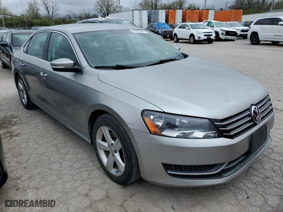 2013 Volkswagen Passat SE with VIN 1VWBP7A35DC044292, listed as a Copart auction lot 49357094 with 123,659 mi miles and Salvage Title. Bid and sale history available at carsss.com. Image 4.