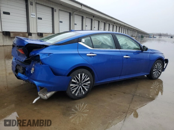 2025 Nissan Altima SV with VIN 1N4BL4DV2SN301393, listed as a Copart auction lot 49089035 with 5,538 mi miles and Salvage Title. Bid and sale history available at DreamBid. Image 3.