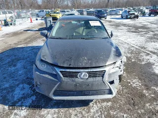 2015 Lexus CT 200h с VIN JTHKD5BH9F2219838, выставлен на аукционе IAAI как лот 41416414 с пробегом 149 986 миль миль и . История ставок и продаж доступна на DreamBid. Изображение 12.