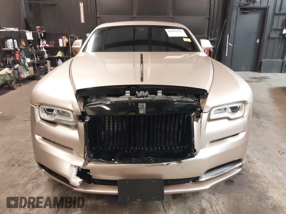 2019 Rolls-Royce Wraith z VIN SCA665C53KUX87266, wystawiony jako IAAI lot #41918222 z przebiegiem 42 388 mil mil oraz . Historia ofert i sprzedaży dostępna na DreamBid. Obrazek 6.