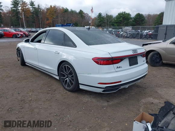 2021 Audi A8 with VIN WAU8DAF80MN025433, listed as a IAAI auction lot 40762726 with 30,690 mi miles. Bid and sale history available at carsss.com. Image 3.