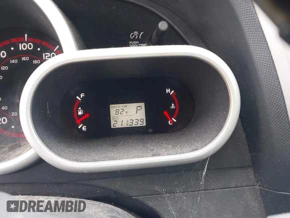 2009 Pontiac Vibe 1SB z VIN 5Y2SP67039Z432930, wystawiony jako IAAI lot #41951405 z przebiegiem 211 339 mil mil oraz . Historia ofert i sprzedaży dostępna na DreamBid. Obrazek 7.