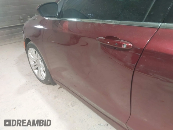 2015 Chrysler 200 Limited with VIN 1C3CCCAB8FN752289, listed as a IAAI auction lot 41959025 with 188,609 mi miles. Bid and sale history available at carsss.com. Image 12.