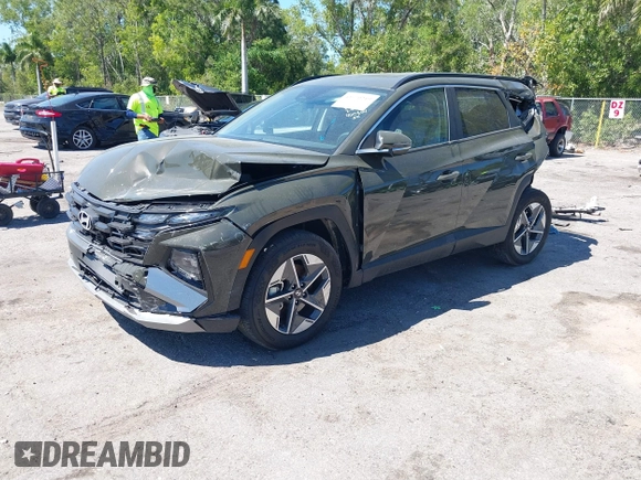 2025 Hyundai Tucson SEL Convenience with VIN 5NMJC3DE6SH460804, listed as a IAAI auction lot 41770219 with 3,847 mi miles. Bid and sale history available at carsss.com. Image 18.