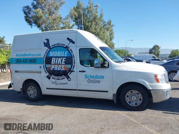2013 Nissan NV SV с VIN 1N6AF0LY0DN108144, выставлен на аукционе IAAI как лот 42701590 с пробегом 180 895 миль миль и . История ставок и продаж доступна на DreamBid. Изображение 13.