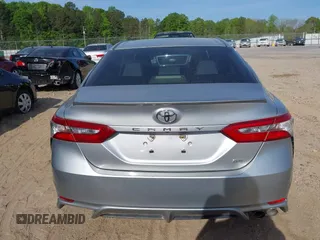 2018 Toyota Camry LE z VIN JTNB11HK7J3045966, wystawiony jako IAAI lot #42069246 z przebiegiem 138 960 mil mil oraz . Historia ofert i sprzedaży dostępna na DreamBid. Obrazek 16.