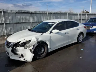 2018 Nissan Altima 2.5 S with VIN 1N4AL3AP5JC116745, listed as a Copart auction lot 37736744 with 142,281 mi miles and Salvage Title. Bid and sale history available at carsss.com. Image 1.