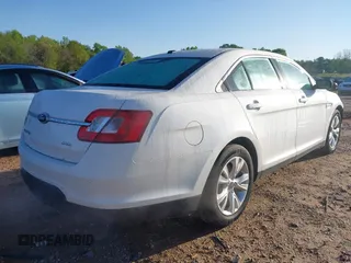 2011 Ford Taurus SEL z VIN 1FAHP2EW8BG183090, wystawiony jako IAAI lot #41983499 z przebiegiem 10 391 mil mil oraz . Historia ofert i sprzedaży dostępna na DreamBid. Obrazek 4.