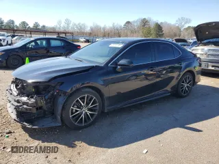 2021 Toyota Camry SE Nightshade with VIN 4T1G11AK9MU531418, listed as a Copart auction lot 45916195 with 81,738 mi miles and Salvage Title. Bid and sale history available at carsss.com. Image 1.