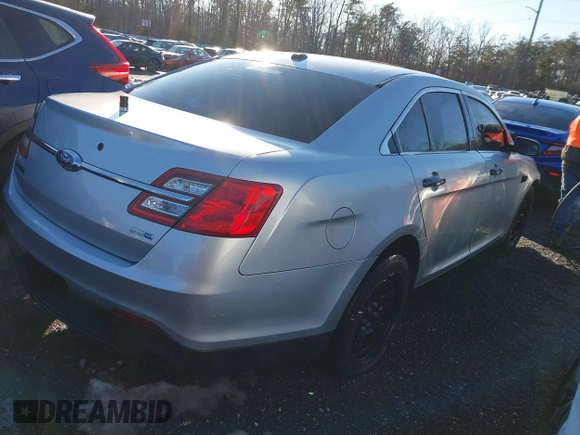 2018 Ford Police Interceptor with VIN 1FAHP2MK7JG143578, listed as a IAAI auction lot 41307757 with Not provided miles and . Bid and sale history available at DreamBid. Image 4.