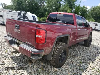 2019 GMC Sierra 3500HD Denali z VIN 1GT42WEY5KF258110, wystawiony jako Copart lot #65333944 z przebiegiem Nie podano mil oraz Szkoda całkowita • Salvage title. Historia ofert i sprzedaży dostępna na DreamBid. Obrazek 3.