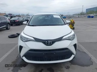 2021 Toyota C-HR LE with VIN JTNKHMBX1M1098521, listed as a IAAI auction lot 41539775 with 14,840 mi miles. Bid and sale history available at carsss.com. Image 13.