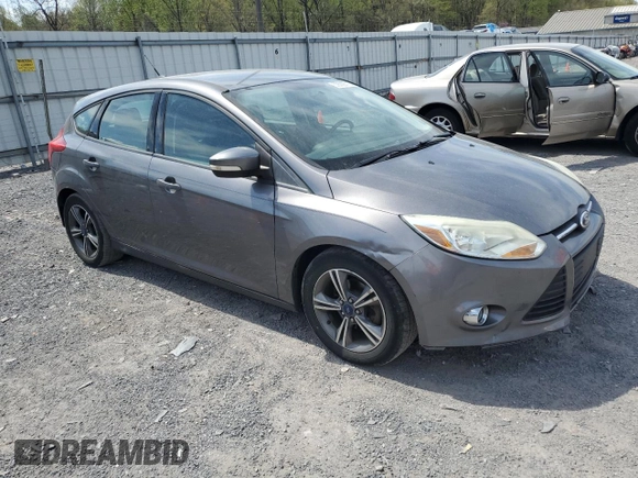 2014 Ford Focus SE with VIN 1FADP3K25EL402461, listed as a Copart auction lot 53509715 with 160,255 mi miles and Clean Title. Bid and sale history available at carsss.com. Image 4.