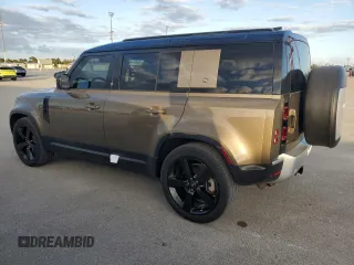 2020 Land Rover Defender HSE z VIN SALE9EEU7L2014905, wystawiony jako Copart lot #85282394 z przebiegiem 34 922 mil mil oraz Szkoda całkowita • Salvage title. Historia ofert i sprzedaży dostępna na DreamBid. Obrazek 2.
