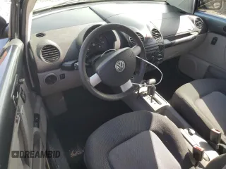 2004 Volkswagen New Beetle Coupe GL with VIN 3VWBK31C14M413865, listed as a Copart auction lot 48591495 with 106,890 mi miles and Salvage Title. Bid and sale history available at carsss.com. Image 8.