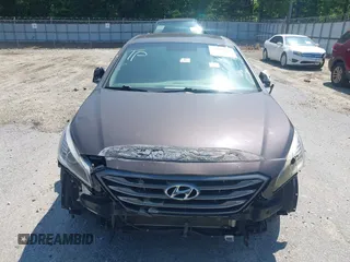 2017 Hyundai Sonata Sport with VIN 5NPE34AF4HH472661, listed as a IAAI auction lot 39608418 with Not Provided miles. Bid and sale history available at carsss.com. Image 6.