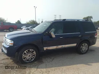 2009 Lincoln Navigator with VIN 5LMFU28519EJ00014, listed as a IAAI auction lot 34175725 with 123,855 mi miles and . Bid and sale history available at DreamBid. Image 6.